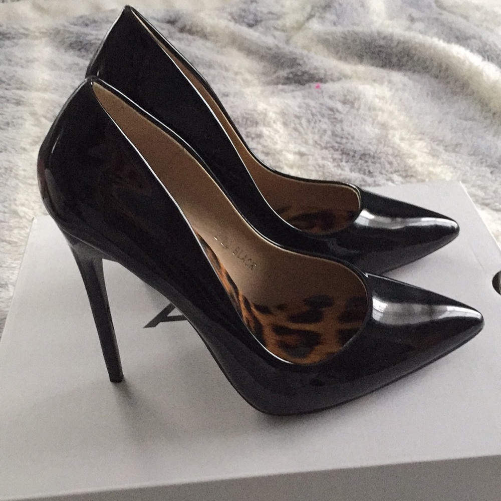 Black pumps 💞
